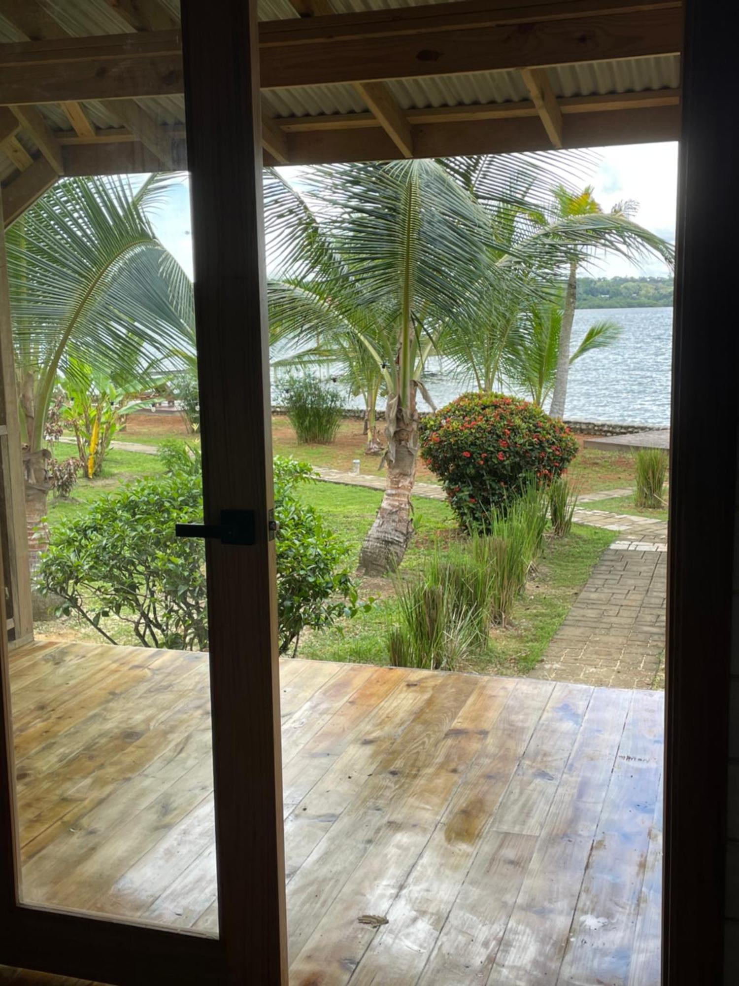 Dolphin Blue Paradise Bocas del Toro Exterior foto